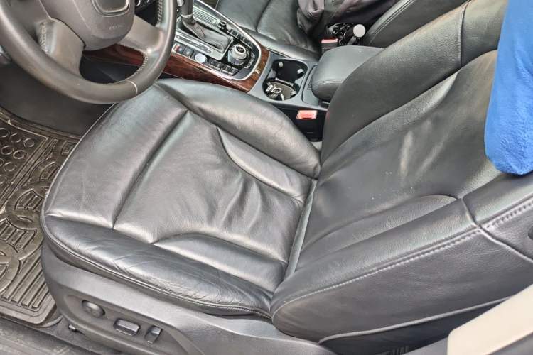 Used Audi Q5 2012 2.0TFSI Comfort Version Left Front Seat