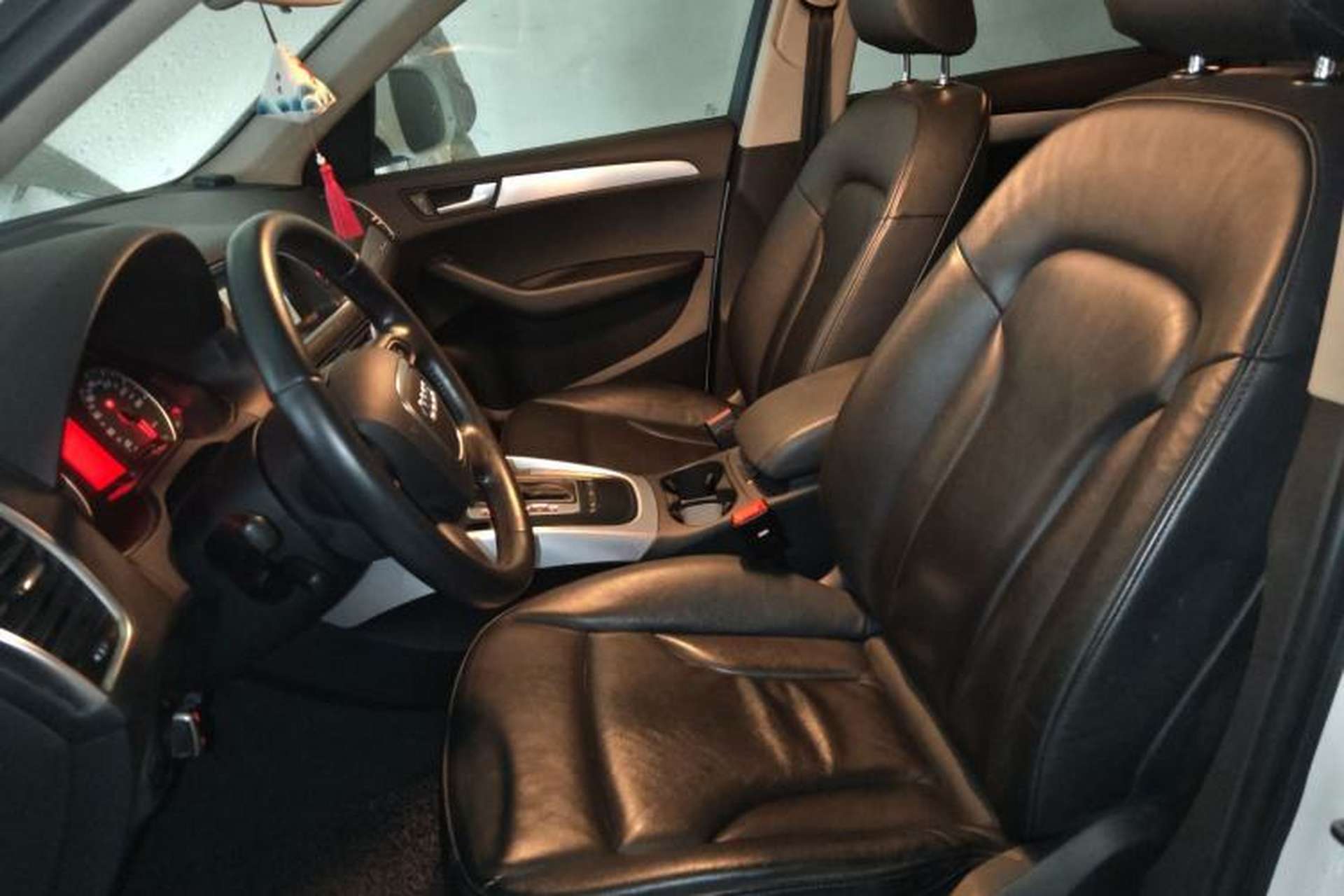 Used Audi Q5 2012 2.0TFSI Technology Model Left Front Seat