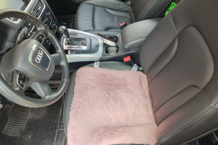 Used Audi Q5 2012 2.0TFSI Technology Model Left Front Seat
