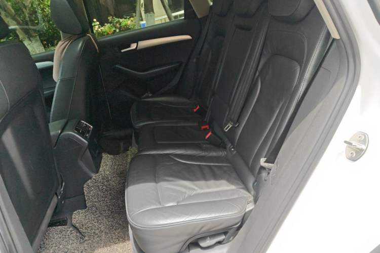 Used Audi Q5 2012 2.0TFSI Technology Model Left Rear Seat