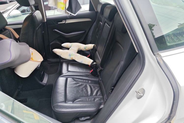 Used Audi Q5 2012 2.0TFSI Technology Model Left Rear Seat