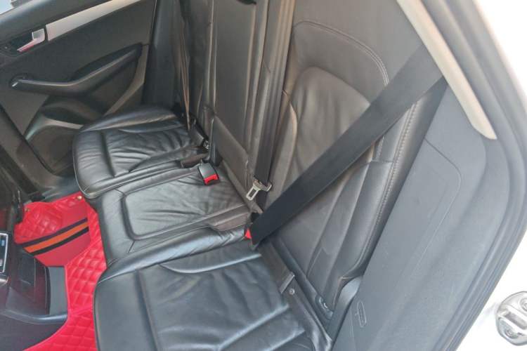 Used Audi Q5 2012 2.0TFSI Comfort Version Left Rear Seat