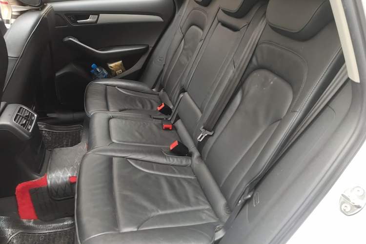 Used Audi Q5 2012 2.0TFSI Technology Model Left Rear Seat