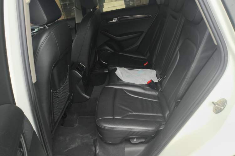 Used Audi Q5 2012 2.0TFSI Comfort Version Left Rear Seat