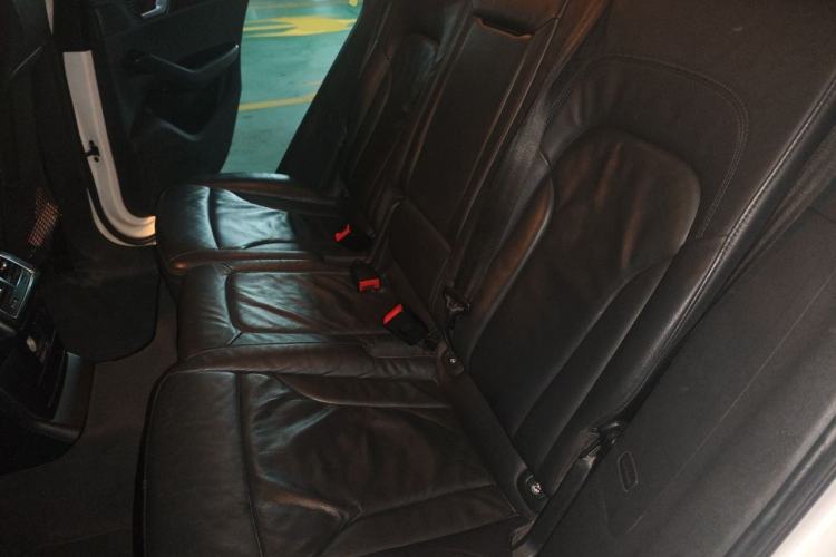 Used Audi Q5 2012 2.0TFSI Comfort Version Left Rear Seat