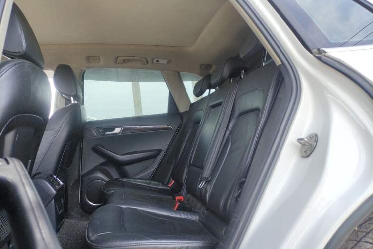 Used Audi Q5 2012 2.0TFSI Comfort Version Left Rear Seat
