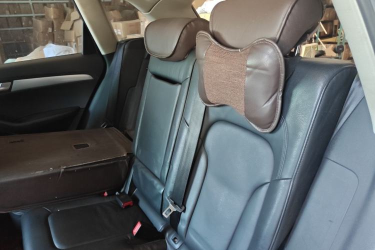 Used Audi Q5 2012 2.0TFSI Technology Model Left Rear Seat