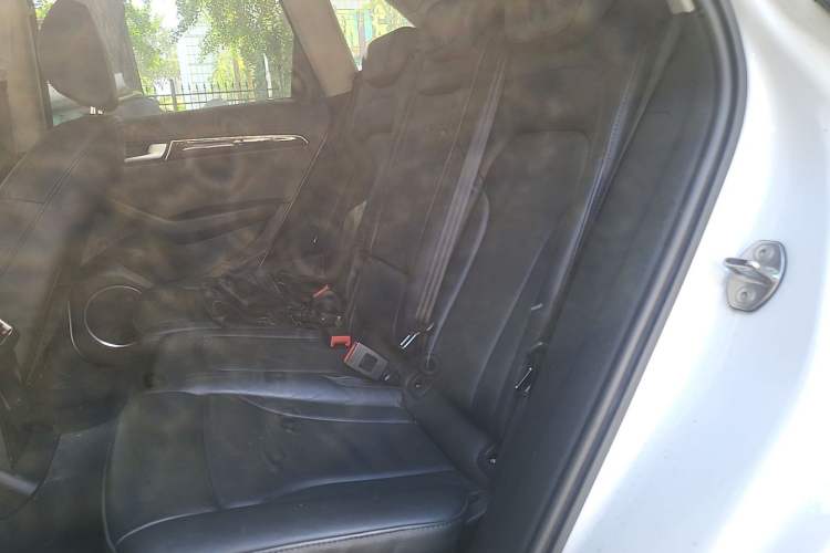 Used Audi Q5 2012 2.0TFSI Comfort Version Left Rear Seat