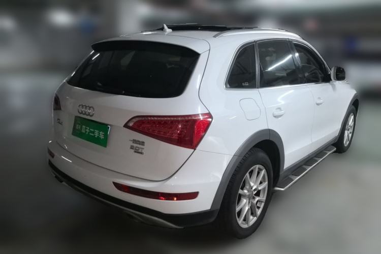 Used Audi Q5 2012 2.0TFSI Luxury Edition Rear Right 45 Deg
