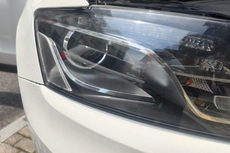 Used Audi Q5 2012 2.0TFSI Trendy Edition Right Front Headlight