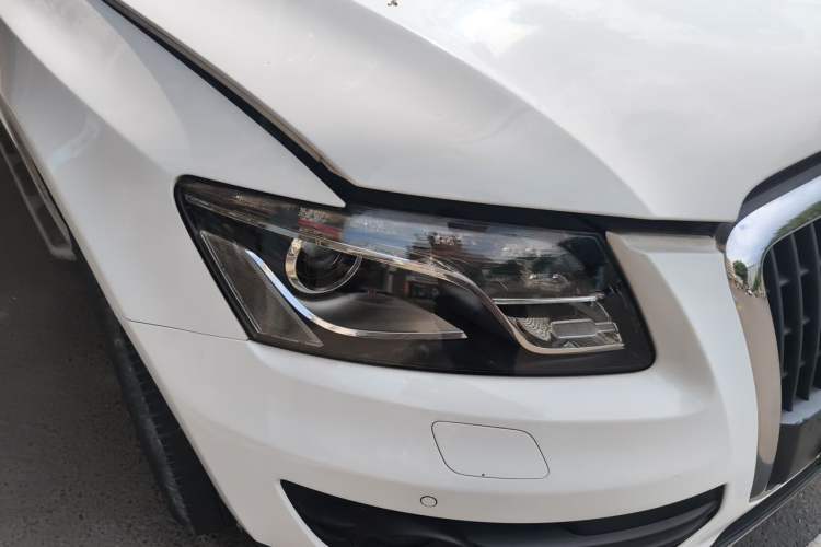 Used Audi Q5 2012 2.0TFSI Comfort Version Right Front Headlight