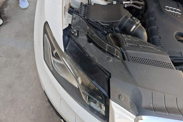 Used Audi Q5 2012 2.0TFSI Technology Model Right Front Headlight