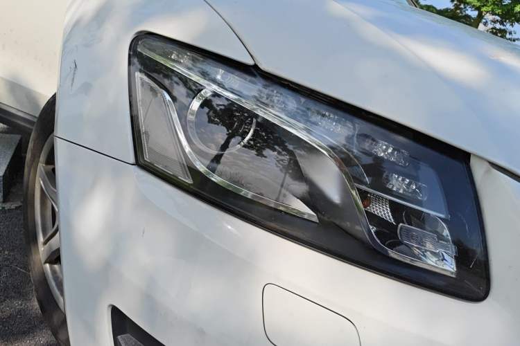 Used Audi Q5 2012 2.0TFSI Technology Model Right Front Headlight