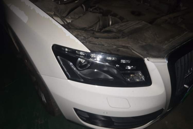 Used Audi Q5 2012 2.0TFSI Comfort Version Right Front Headlight