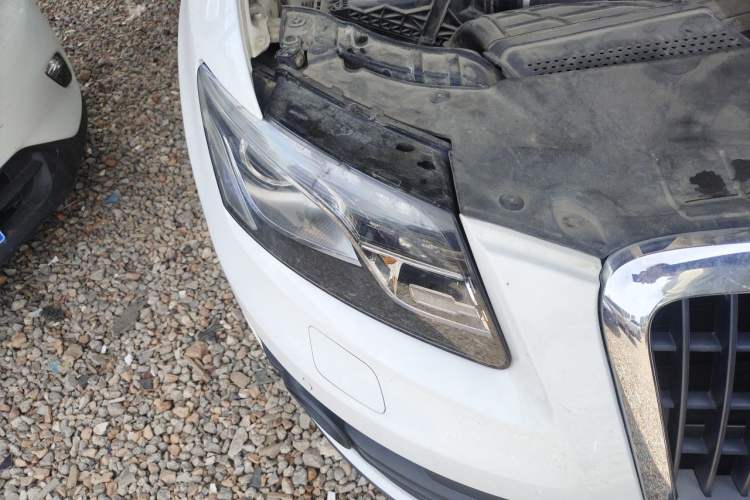Used Audi Q5 2012 2.0TFSI Comfort Version Right Front Headlight