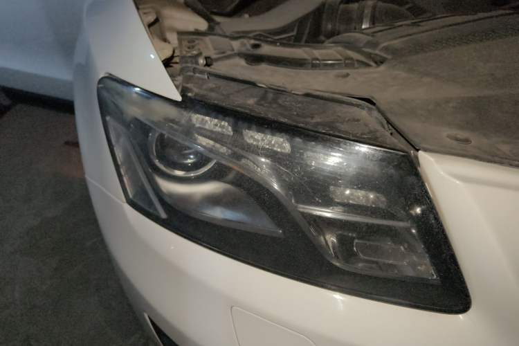 Used Audi Q5 2012 2.0TFSI Comfort Version Right Front Headlight