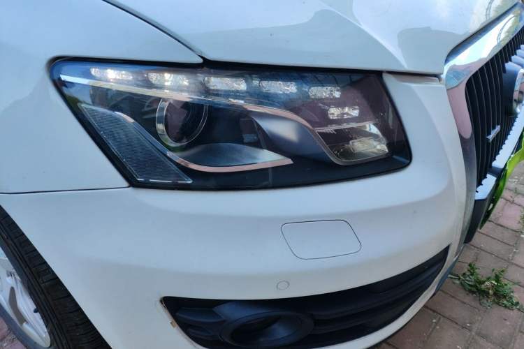 Used Audi Q5 2012 2.0TFSI Technology Model Right Front Headlight