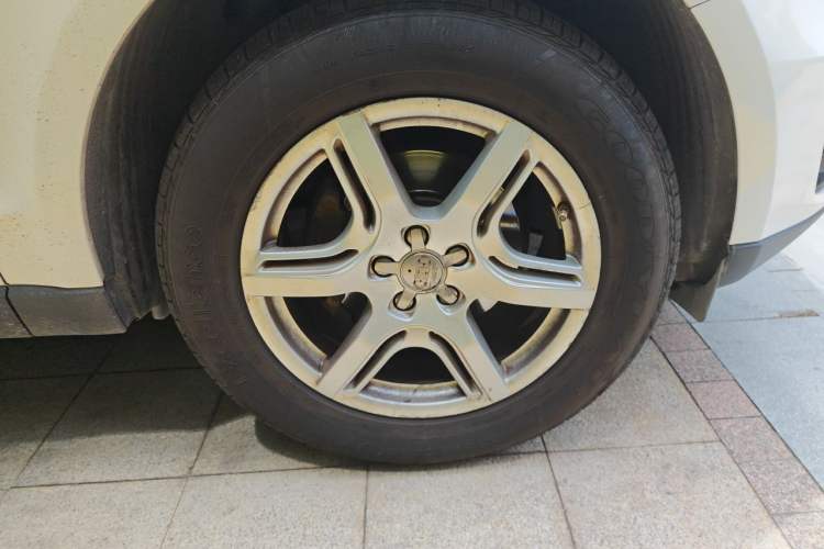 Used Audi Q5 2012 2.0TFSI Technology Model Right Front Wheel Hub