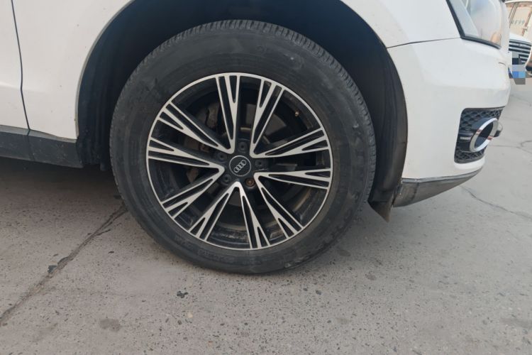 Used Audi Q5 2012 2.0TFSI Comfort Version Right Front Wheel Hub