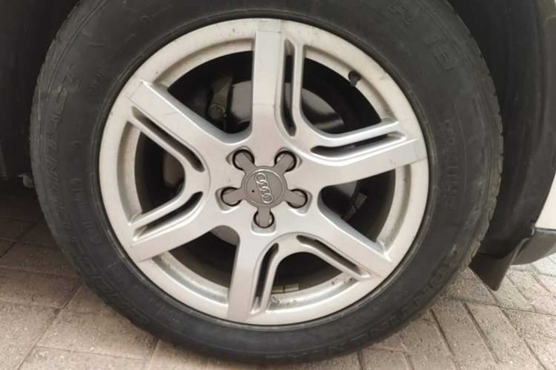 Used Audi Q5 2012 2.0TFSI Technology Model Right Front Wheel Hub