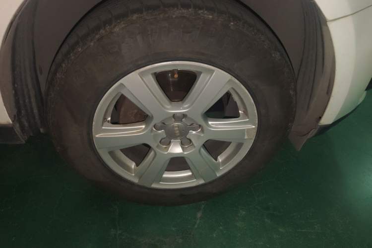 Used Audi Q5 2012 2.0TFSI Trendy Edition Right Front Wheel Hub