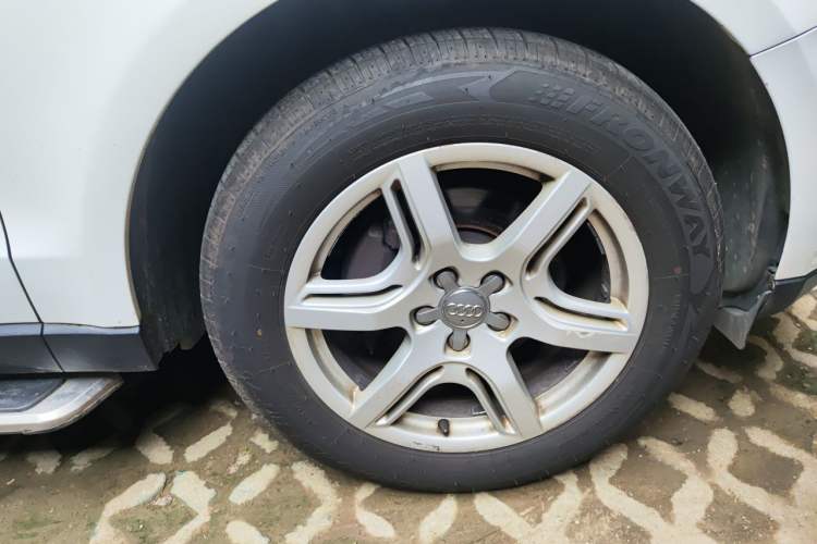Used Audi Q5 2012 2.0TFSI Technology Model Right Front Wheel Hub