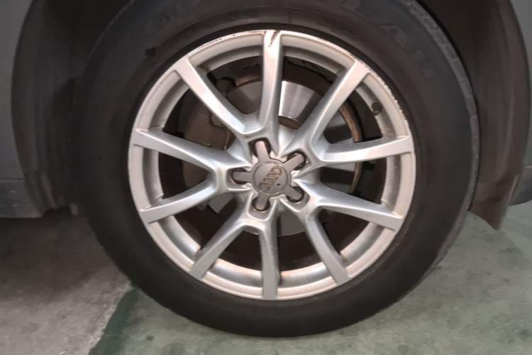 Used Audi Q5 2012 2.0TFSI Luxury Edition Right Front Wheel Hub