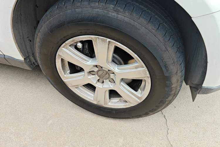 Used Audi Q5 2012 2.0TFSI Trendy Edition Right Front Wheel Hub