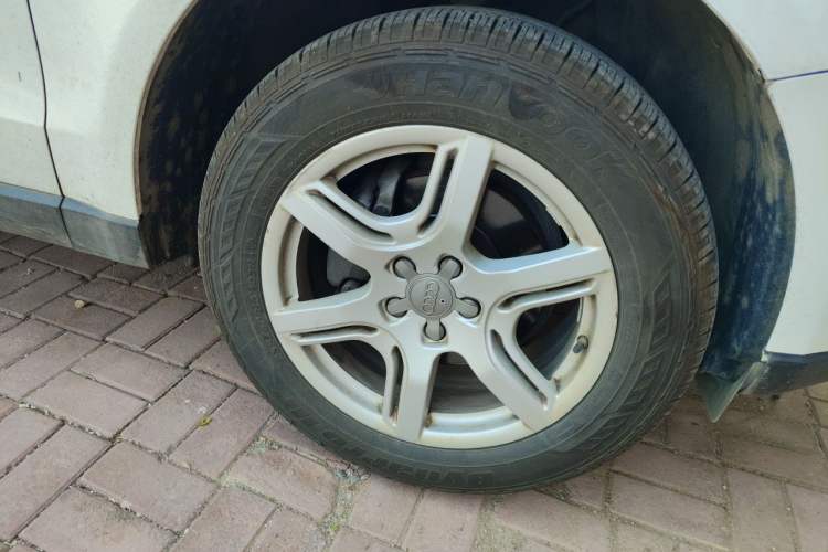 Used Audi Q5 2012 2.0TFSI Technology Model Right Front Wheel Hub