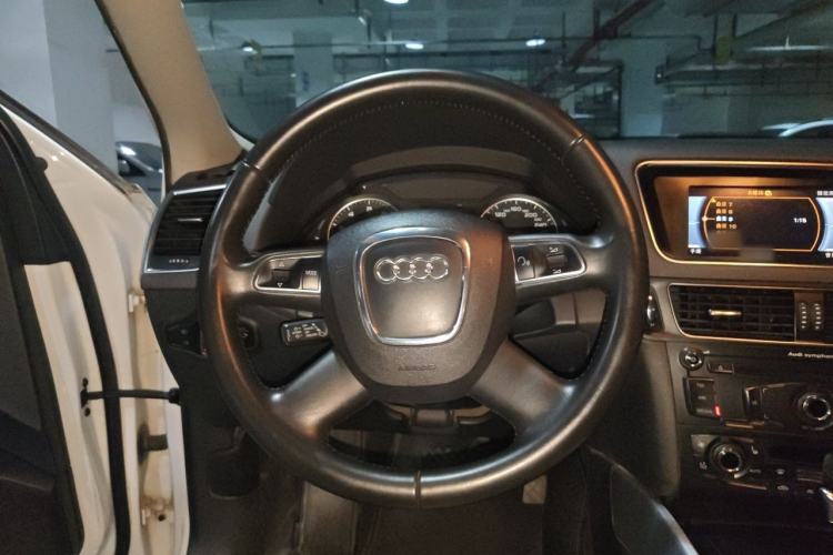 Used Audi Q5 2012 2.0TFSI Technology Model Steering Wheel