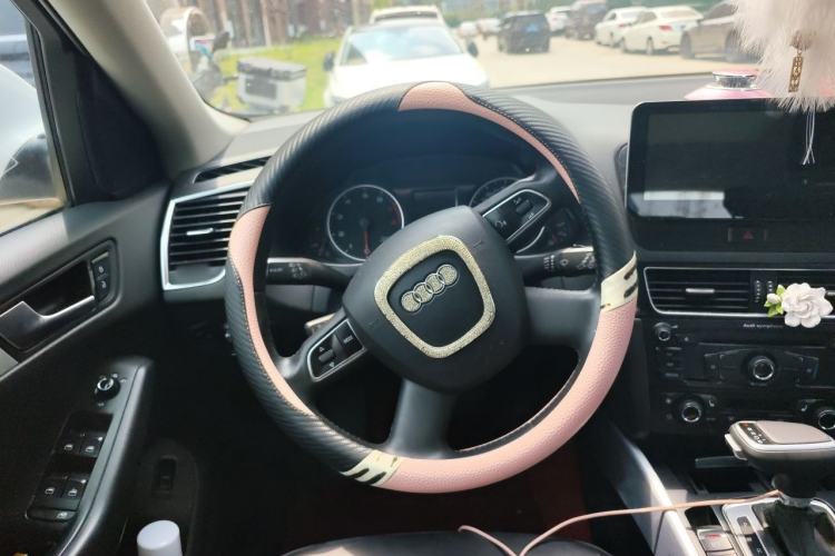 Used Audi Q5 2012 2.0TFSI Technology Model Steering Wheel