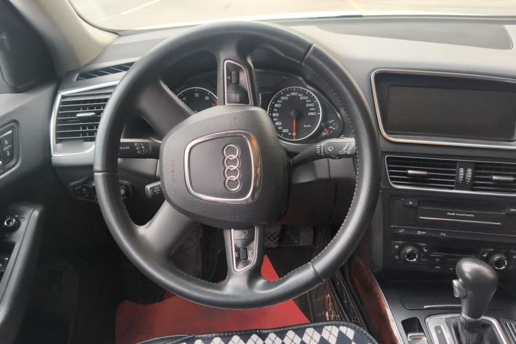 Used Audi Q5 2012 2.0TFSI Comfort Version Steering Wheel