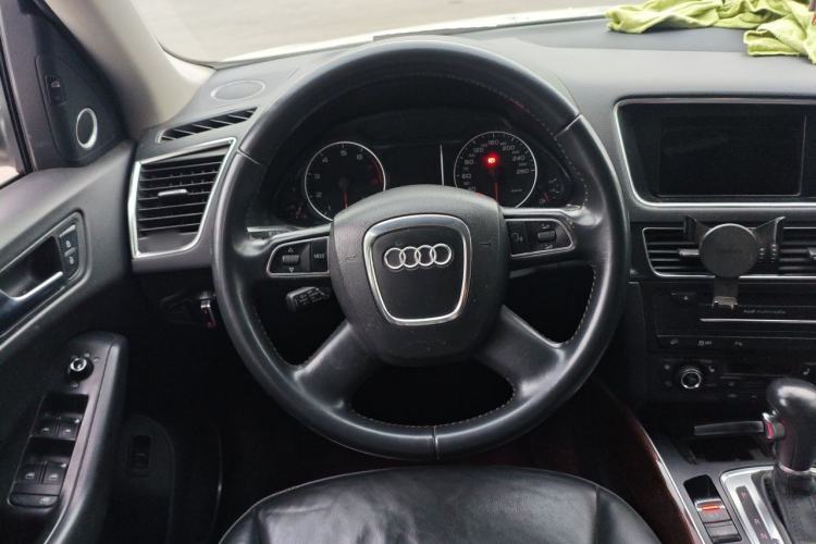 Used Audi Q5 2012 2.0TFSI Comfort Version Steering Wheel