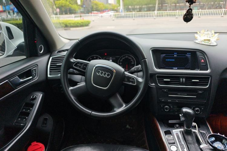 Used Audi Q5 2012 2.0TFSI Comfort Version Steering Wheel