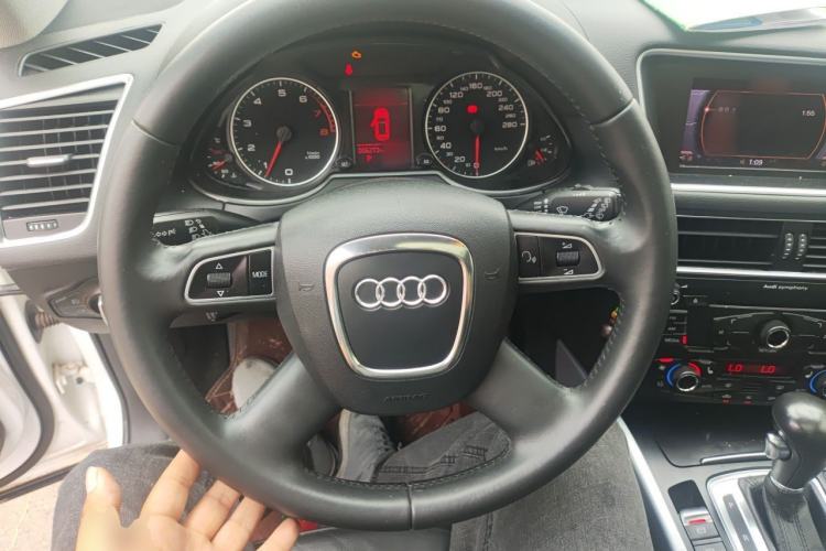 Used Audi Q5 2012 2.0TFSI Technology Model Steering Wheel
