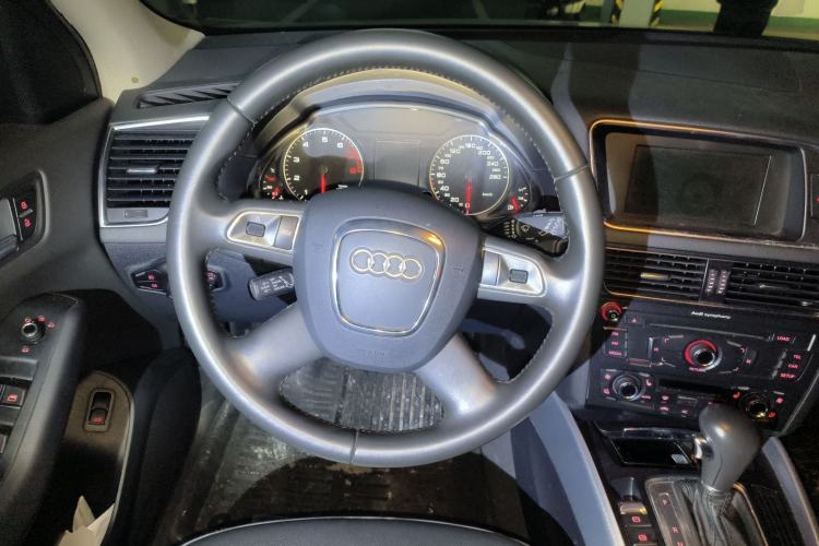 Used Audi Q5 2012 2.0TFSI Technology Model Steering Wheel
