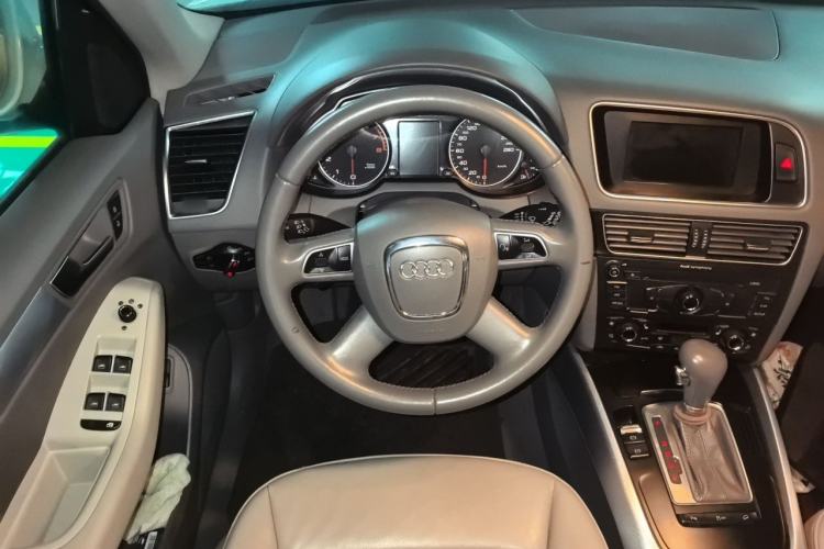 Used Audi Q5 2012 2.0TFSI Technology Model Steering Wheel