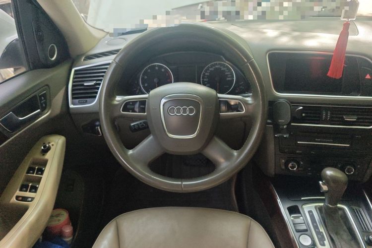 Used Audi Q5 2012 2.0TFSI Comfort Version Steering Wheel