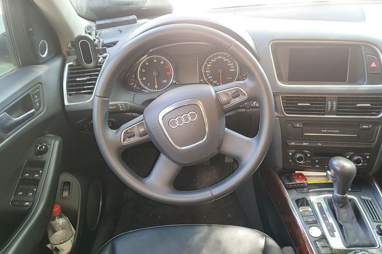 Used Audi Q5 2012 2.0TFSI Comfort Version Steering Wheel