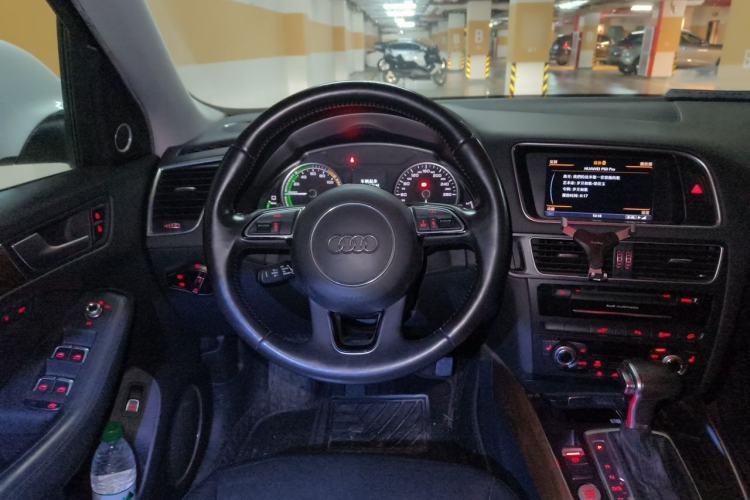 Used Audi Q5 2012 2.0TFSI hybrid Steering Wheel