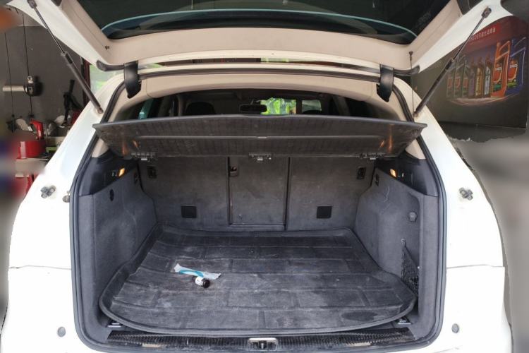 Used Audi Q5 2012 2.0TFSI Technology Model Trunk