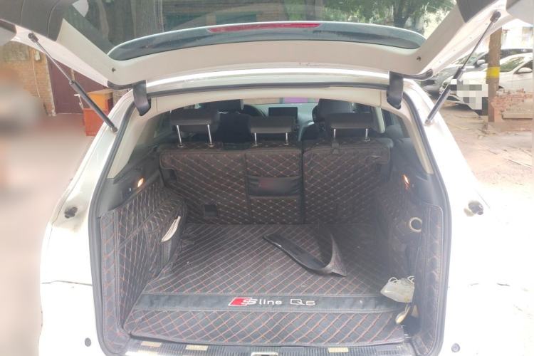 Used Audi Q5 2012 2.0TFSI Technology Model Trunk