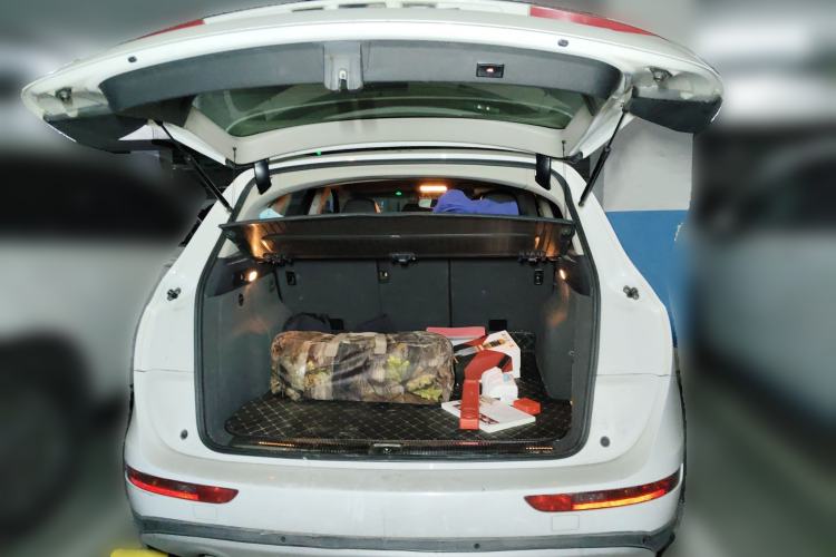 Used Audi Q5 2012 2.0TFSI Trendy Edition Trunk