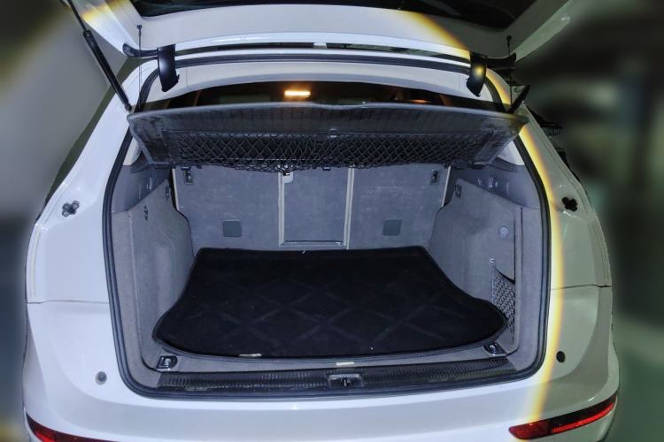 Used Audi Q5 2012 2.0TFSI Comfort Version Trunk