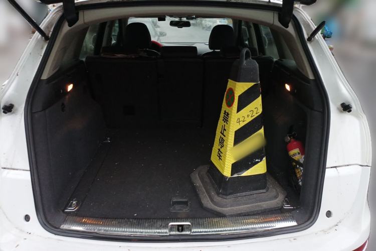 Used Audi Q5 2012 2.0TFSI Comfort Version Trunk