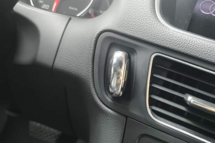 Used Audi Q5 2012 2.0TFSI Comfort Version Vehicle Key