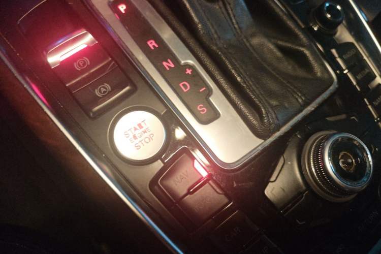Used Audi Q5 2012 2.0TFSI Comfort Version Vehicle Key