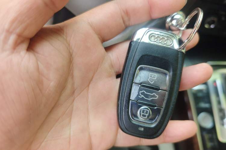Used Audi Q5 2012 2.0TFSI Comfort Version Vehicle Key