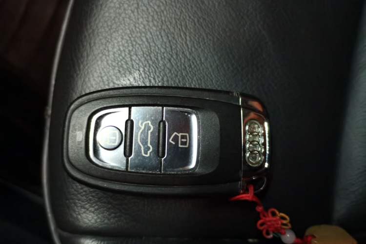 Used Audi Q5 2012 2.0TFSI Comfort Version Vehicle Key