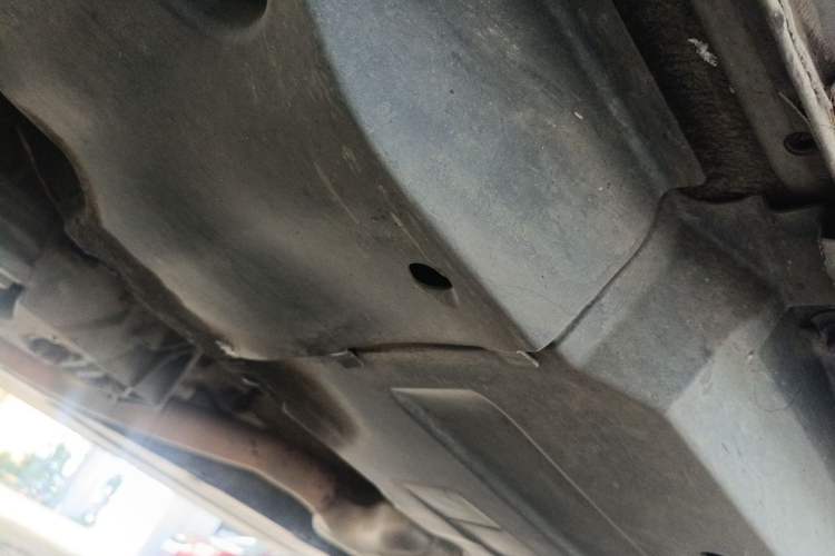 Used Audi Q5 2012 2.0TFSI Technology Model Chassis Front Left